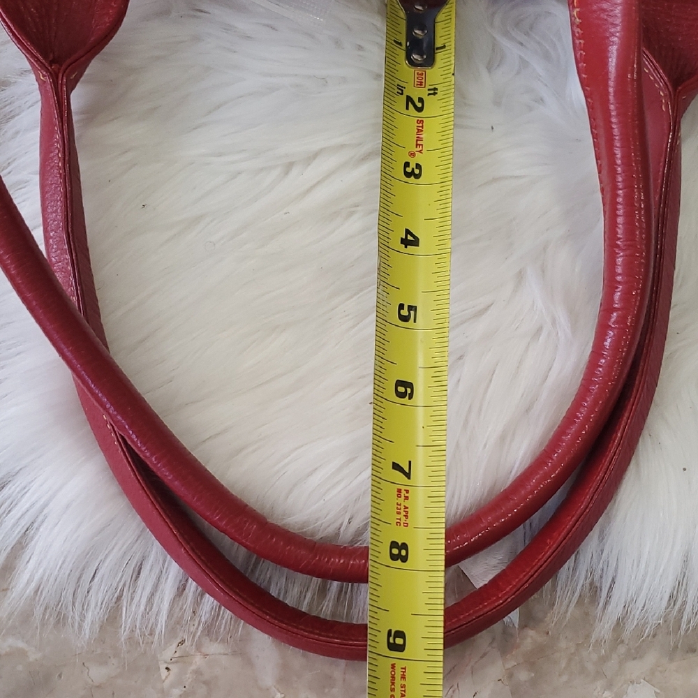 Wenz Luxurious Red Leather Shoulder Bag - Picture 13 of 14